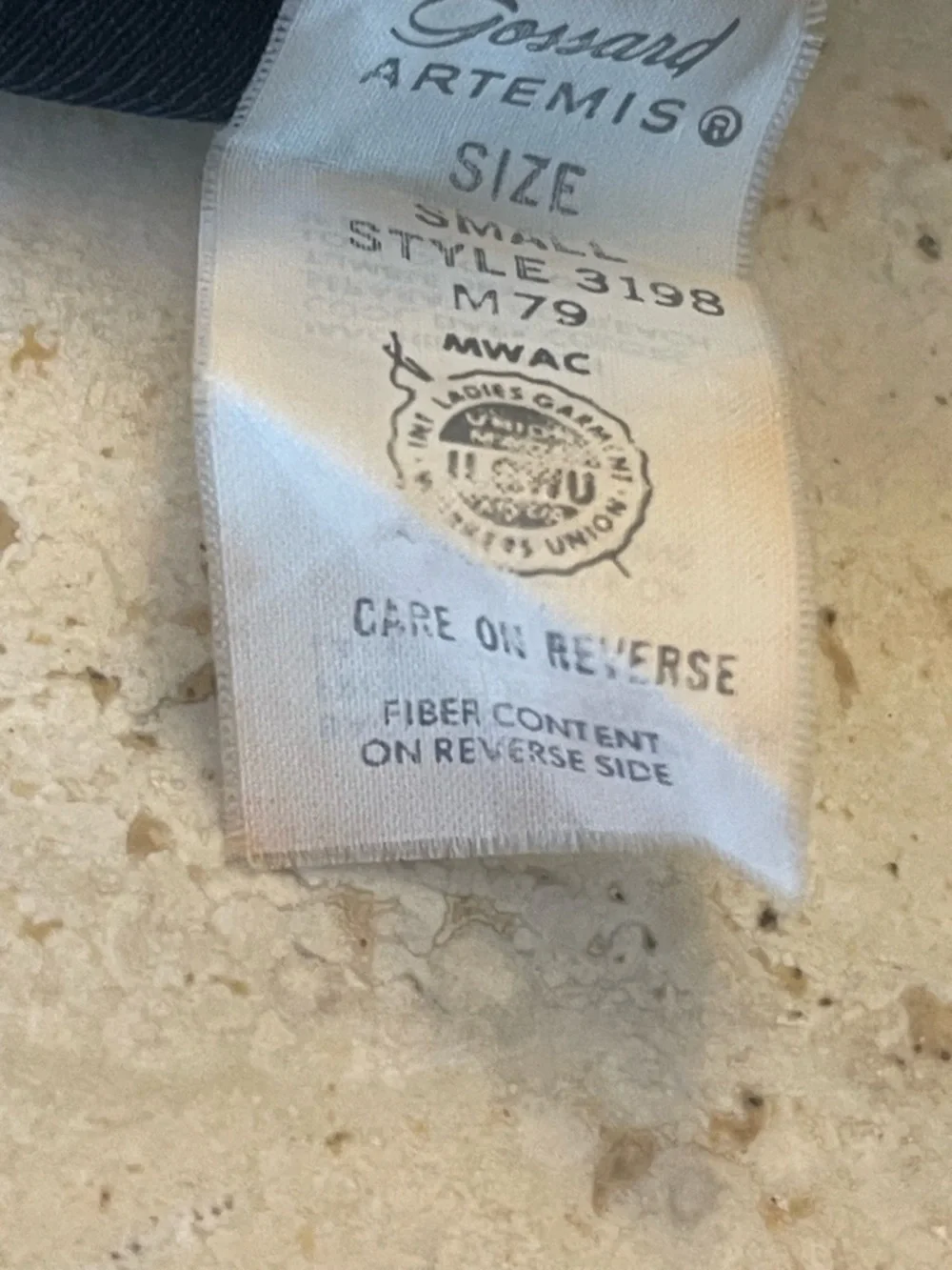 Black Lace GOSSARD ARTEMIS Camisole Union Label Small S Vintage Lingerie Beauty - Picture 13 of 15